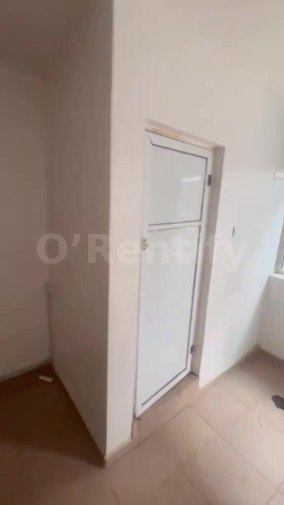 📍 MADE JUST FOR YOU   A norm Room-self on a ground floor at odunsi Road  BARIGA with car park… Rent 1M  Damag photo 5