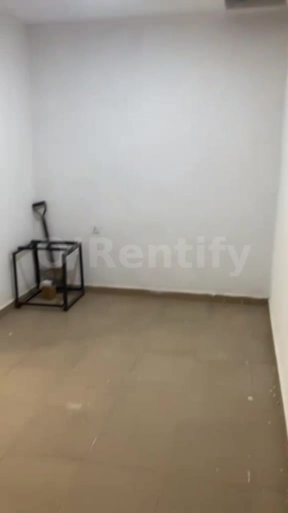 Room and parlor self contain at ondo road photo 2