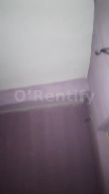 room self-con avallable at southgate about Izminutes to compound fenced and school gate gated Electricity and well water photo 2