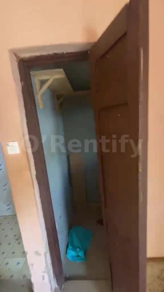 SELFCON available at NORTHGATE, deeperlife area I3mins walk to sch Electricity Water running 24/7 Fenced and gated photo 2