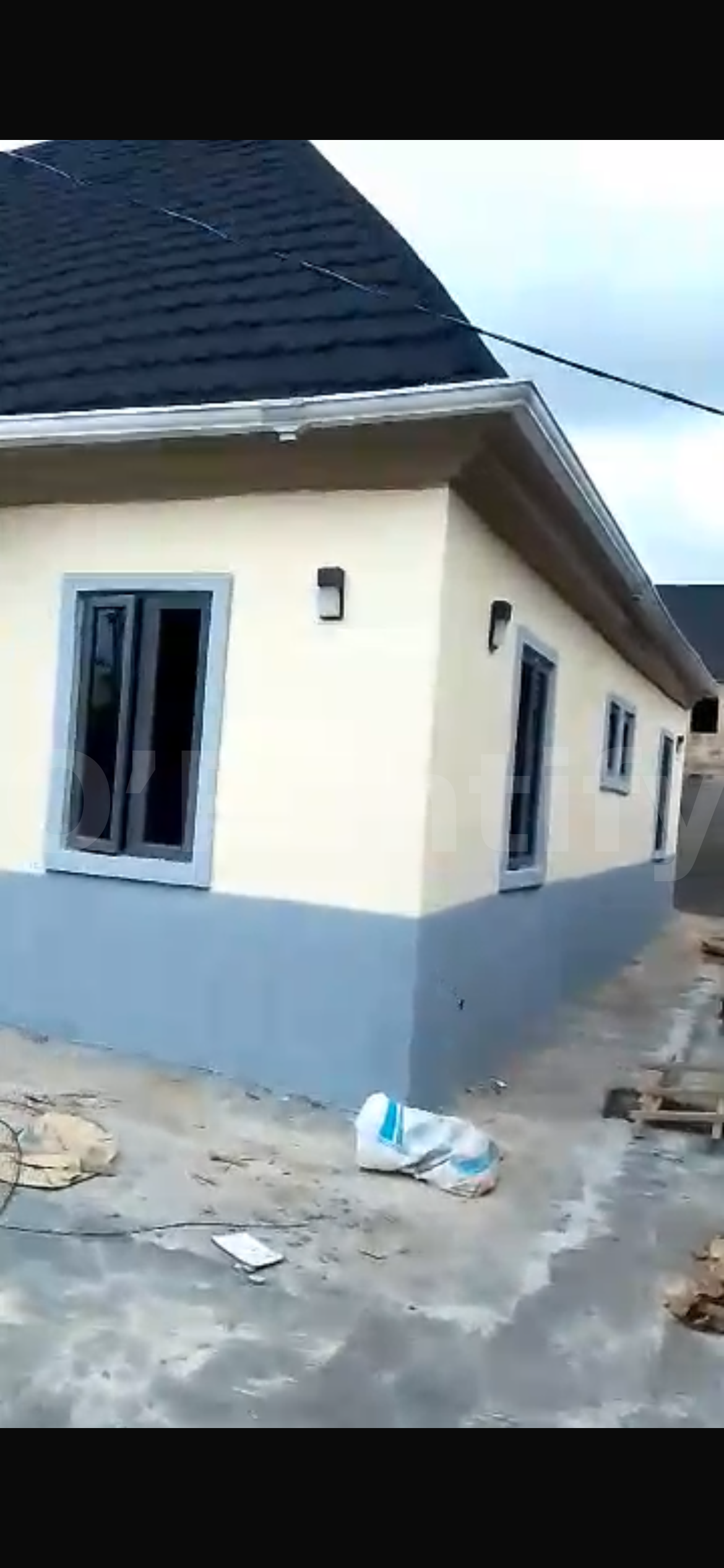 Room and parlor self contain at alagbaka photo 4