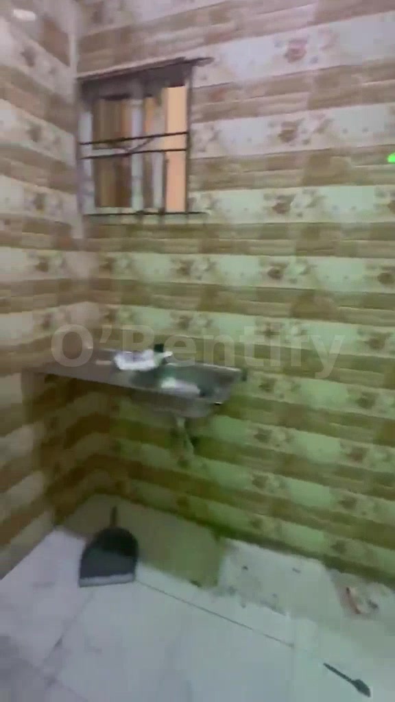Executive, very decent, standard and nice ROOMSELF CON at IWAYA YABA LAGOS with POP, screeded walls, with all other nece photo 5