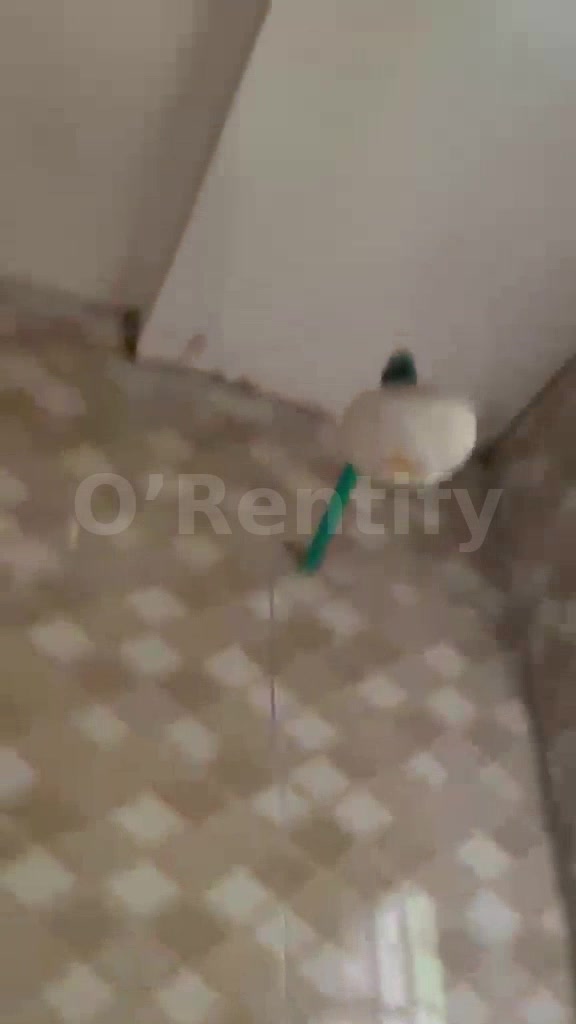 A room selfcon is available at Akungba photo 4
