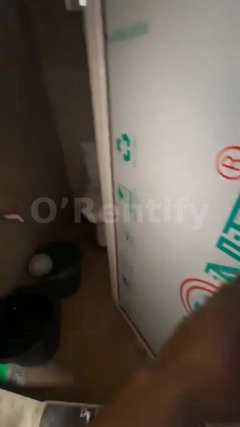 Neatly used, spacious and standard *ROOMSELF* in a secured environment, with POP, constant light, prepaid, easy accessib photo 3