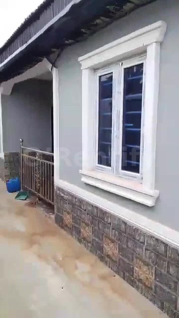 A ROOM and parlor SELF CONTAIN Available for rent photo 3