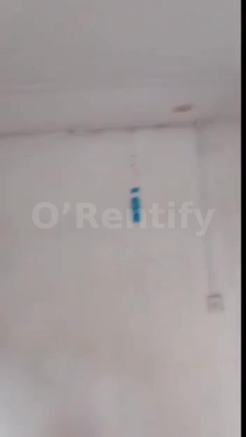 Upstairs Mini flat Akoka with borhole water gated compound easy access to third mainland bridge and Ikeja. Rent 1.3m photo 5
