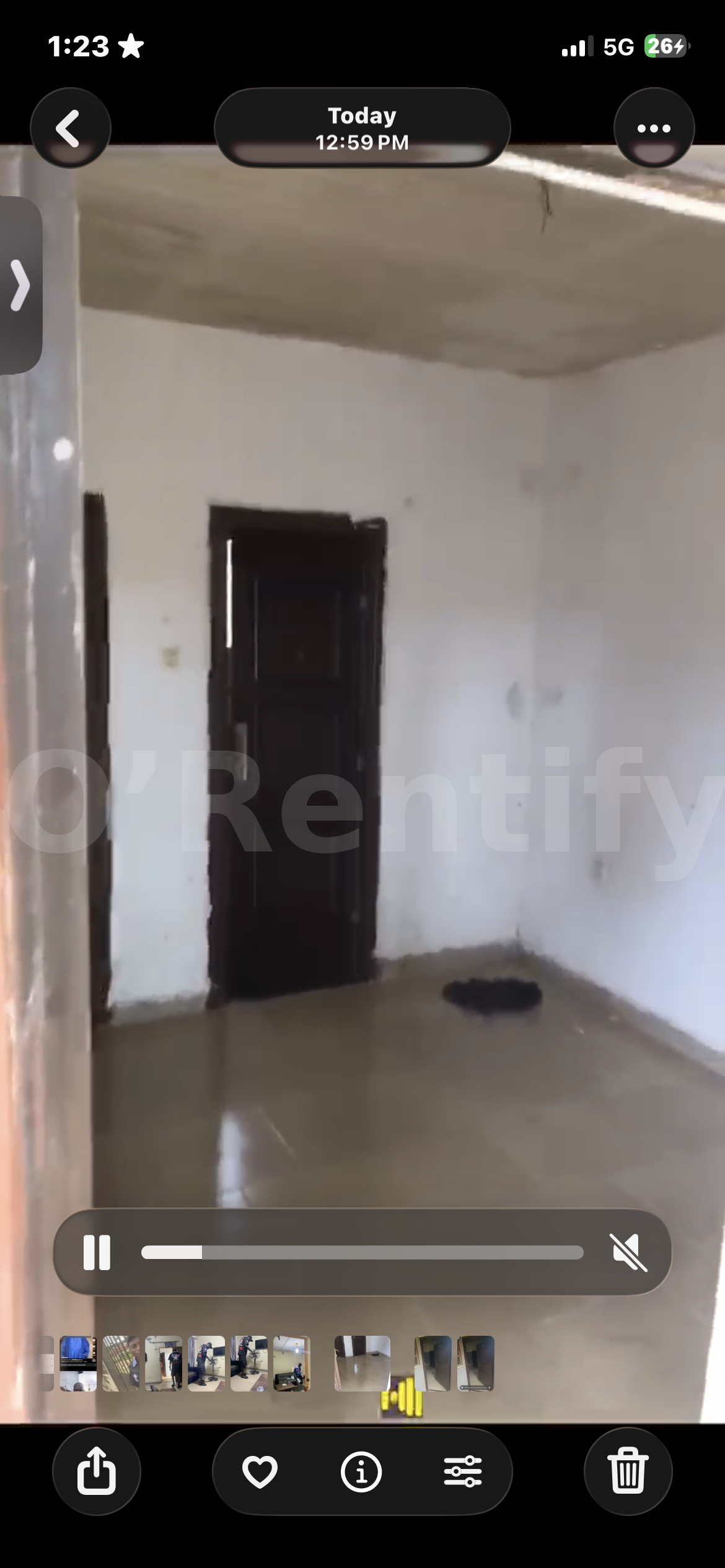 A selfcon available at Futa Southgate ( RCF axis) 8 - 10 minutes walk to school gate  Spacious ✅️  Water running ✅️  Fen