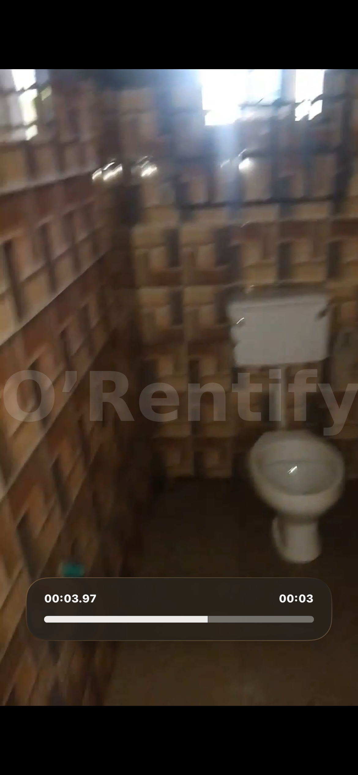 Self con available to let