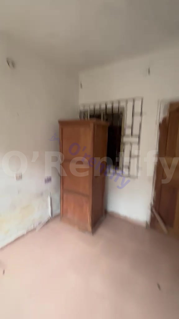 A sharp selfcontain at futa South gate  1mins walk to school gate photo 3