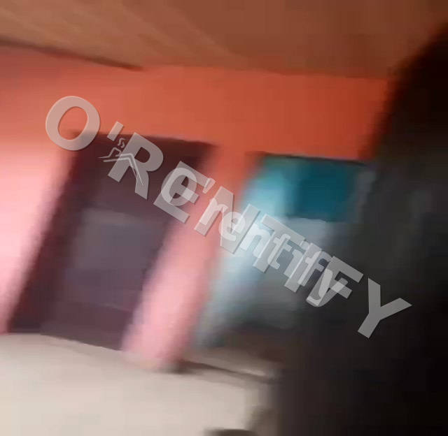 Self Con in North gate Gasland  Fenced and gated  Light and water available