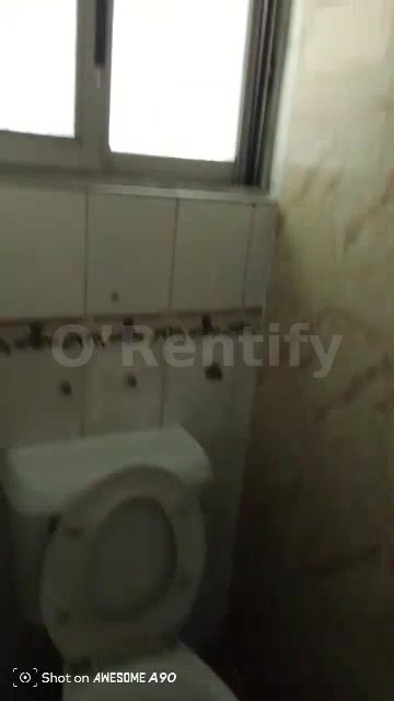 Serviced Room self contained  at Eric Moore Heights off Bode Thomas Surulere 2.5M (service charge inclusive)  PLEASE NOT photo 4