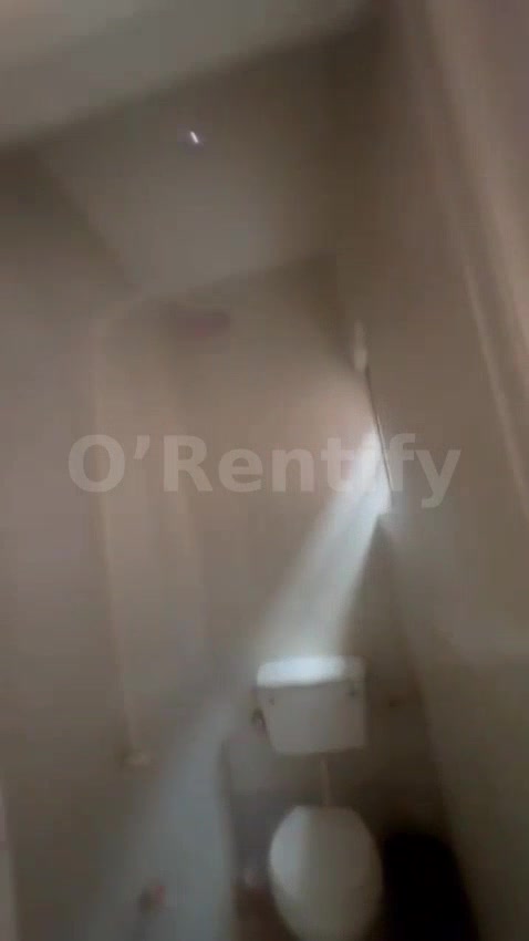Roomself contain with pop, kitchen cabinet, security, car park, gated and fenced.   📍off Pedro road  Price :1m Caution photo 4