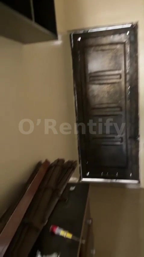 📍 **FEMALE ROOMMATE NEEDED – MINI FLAT AT YABA** 📍 **Location:** Yaba Core Axis, Lagos 📍 **Financial Breakdown:**  * photo 4