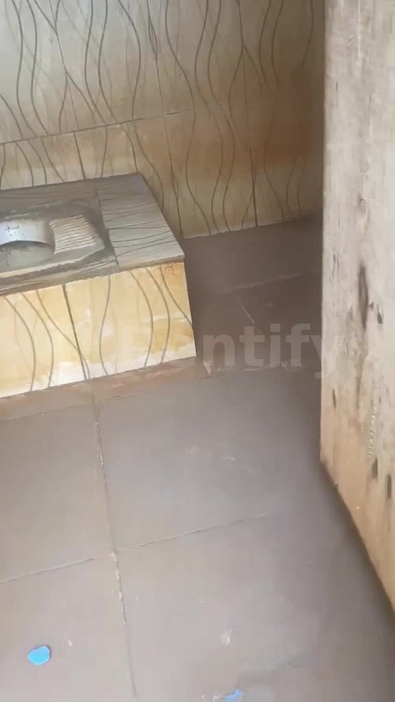 A sharp single room available at Akungba photo 6
