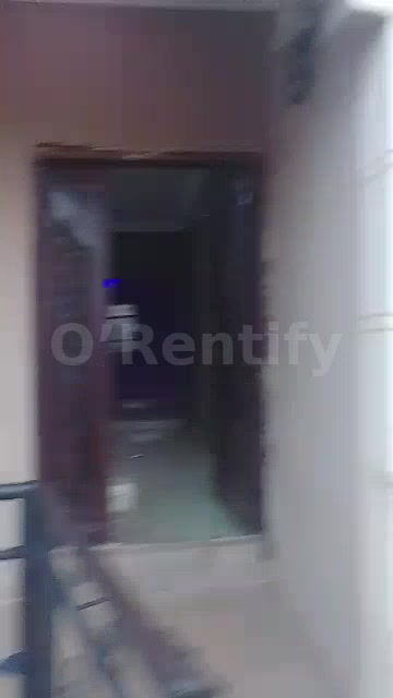 2 bed room flat is available at Awokose area owode llesa rent 500k running with water fully tiler half Pop kitchen cabin photo 3
