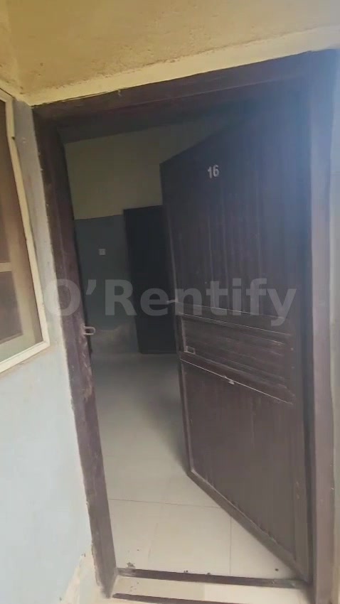 SPACIOUS ROOM SEFCON AVAILABLE AT FUTA NORTH GATE   15 MONTHS RENT REQUIRED  OCT - DEC   ✅ ELECTRICITY  ✅Running water photo 2