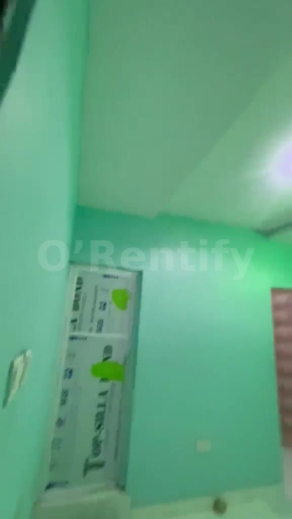 Executive, very decent, standard and nice ROOMSELF CON at IWAYA YABA LAGOS with POP, screeded walls, with all other nece