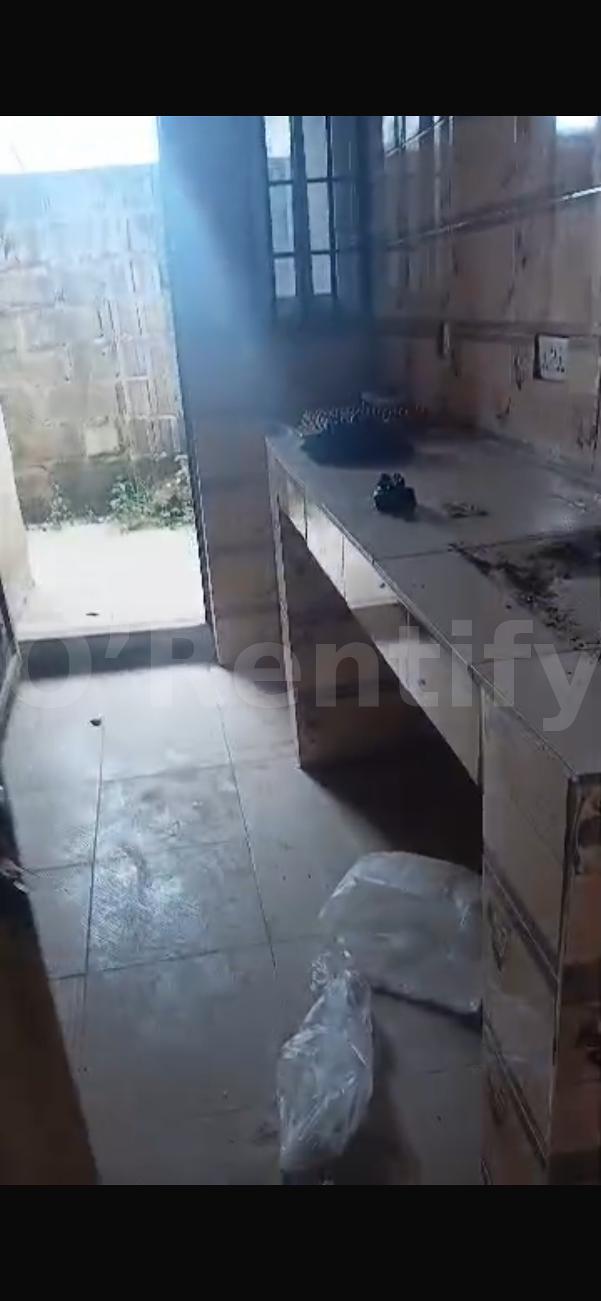 Room and parlor POP self contain at imafon road