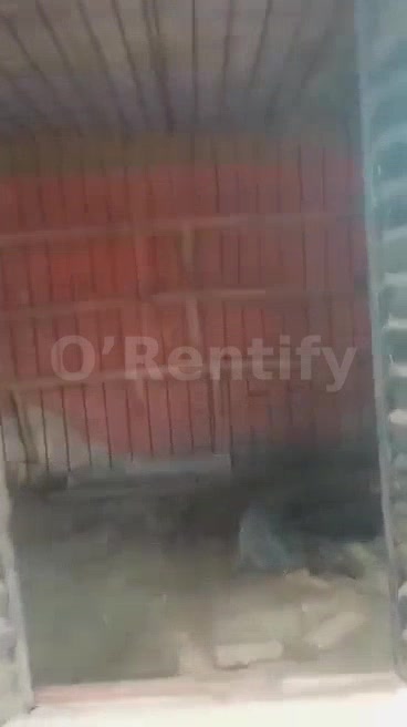*To Let*  A Shop facing the main road at Oja Oba 📌 *Rent 96k* Good for Anything Like Provisions, Foodstuffs etc. photo 2