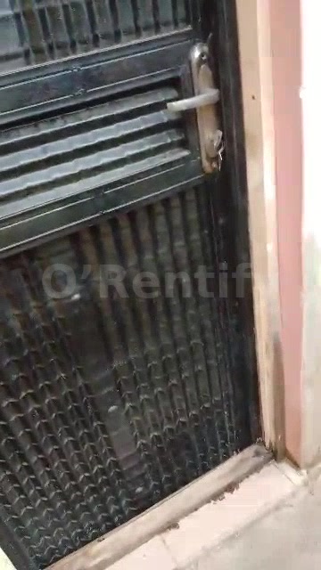 A ROOM SELF CONTAIN AT IJETU OLOWO OKERE WITH BORE HOLE WATER, WEL FENCED, WITH SEPARATE METER.  DIRECTLY FACE THE ROAD.