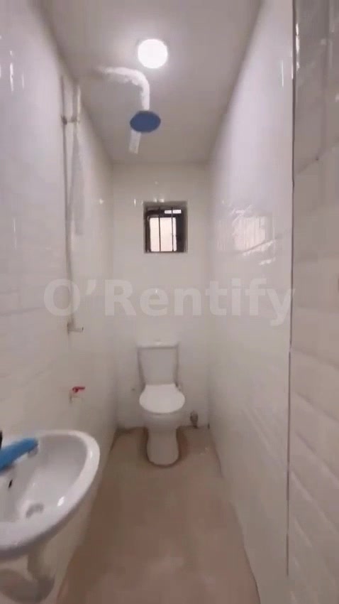 *☑️☑️Direct cl advised.* A nicely built and standard MINIFLAT, upstairs with kitchen cabs, Carpark, chandelier, POP, scr photo 4