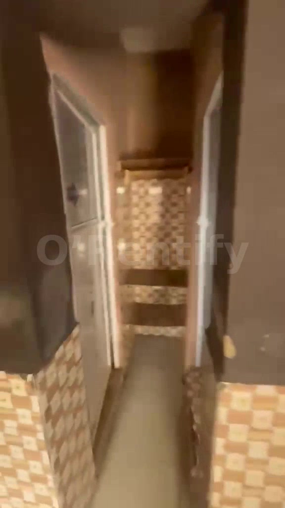 Dope and spacious self contained is available at FUTA Southgate  7-8 minutes walk to gate photo 3
