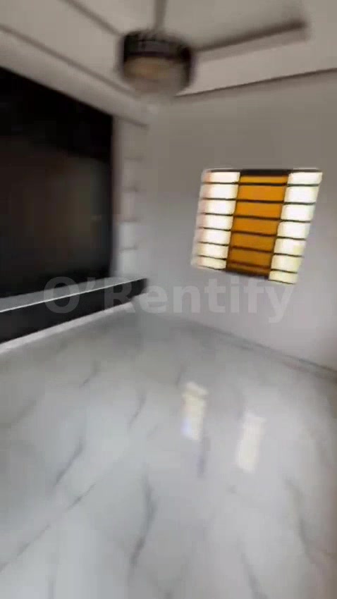 Executive, very decent, standard and nice units of superb, spacious and exquisitely finished ROOMSELF CON at OFF MARKET photo 2