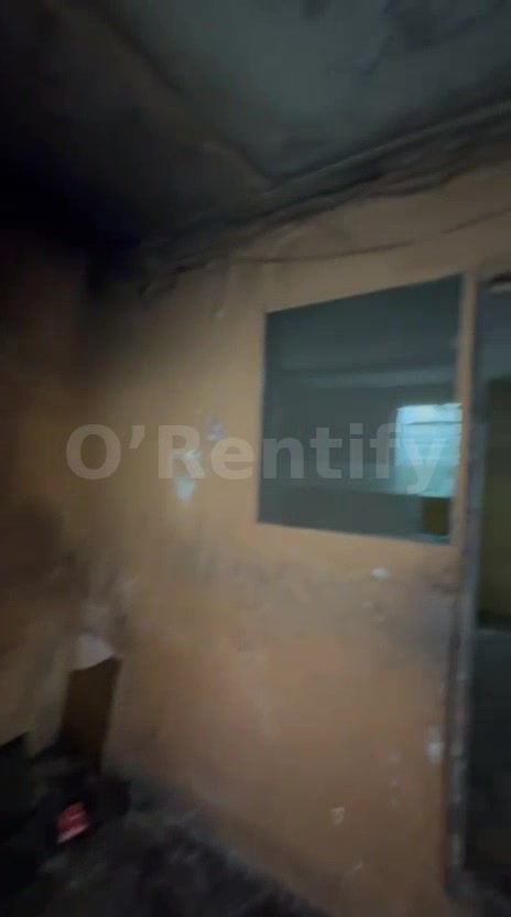 *LIVING LARGE👷🏾‍♂️* 📍Don’t scroll pass your future address   Cheap Roomself at off Odunsi rd bariga photo 2