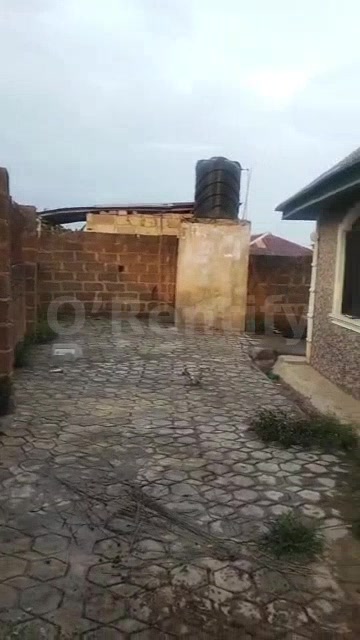 TO....... LET  3 bedroom flat full tiles running half p o p self compound at koledowo area is #500 k Contact Originality in Nigeria