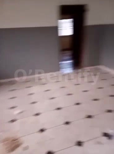 Super dope Two bedrooms flat to let at oritaobele rent 400k photo 5