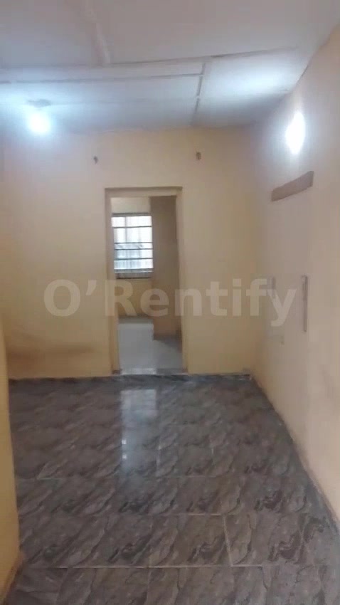 A room and parlour self contain with necessary facilities to let , Rent is 400k without service charges photo 5