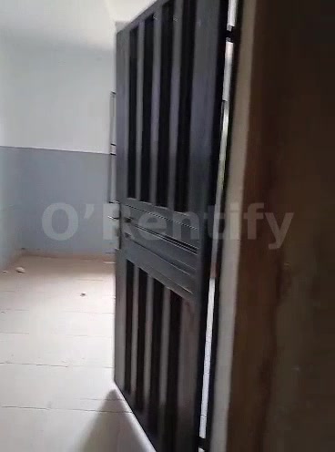 Room parlour selfcontain is available at Awokose area owode llesa rent 350k running with water fully tiler half Pop kitc