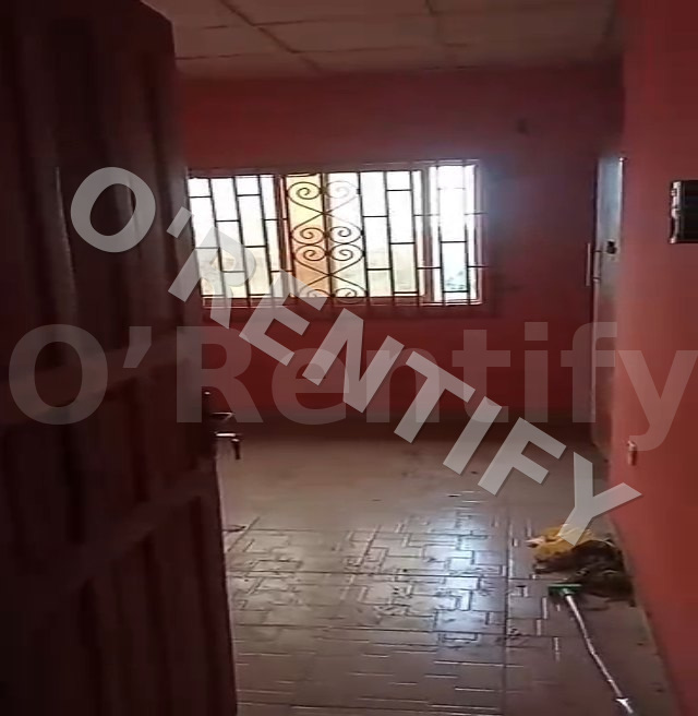 A 2bedroom flat is available at Northgate about 10minutes to school gate