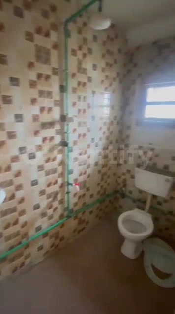 Just out for Letting. !!!!! A clean and decent room selfcon apartment at alaka estate off fola agoro road yaba for 800k photo 3