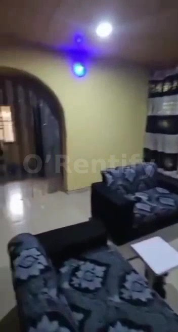3 bedroom flat at iludun area with full tiles running water fence and gated Rent 600k photo 4