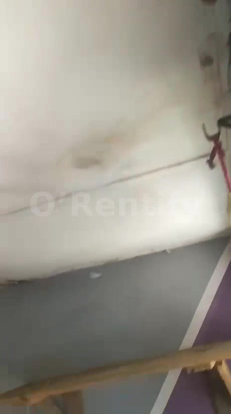 A room to rent at off ilaje bariga.. price.. 12k per month.. the owner want to collect two year rent.. photo 3