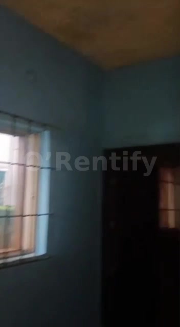 Mini flat is now available at chemist bus stop akoka yaba lagos   Rent 1.7m per annum photo 3