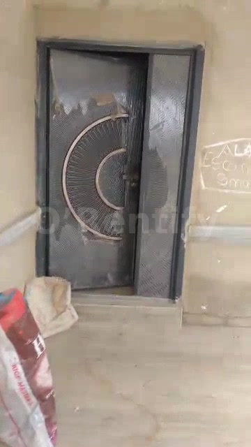 Standard 4bedroom flat,full pop, fully tiles, water running, fence and gated with water heater and other good facility a photo 3