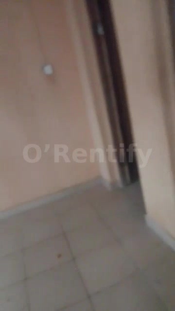 A ROOM SELF CONTAIN AT IJETU OLOWO OKERE WITH BORE HOLE WATER, WEL FENCED, WITH SEPARATE METER.  DIRECTLY FACE THE ROAD. photo 3