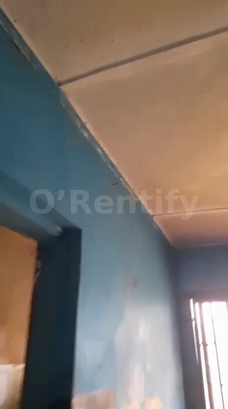 Self-contain available, around RCT, Southgate 10 mins to school Electricity Tuining water photo 6