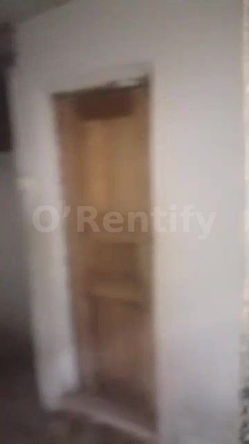 a neat spacious self con to let photo 2