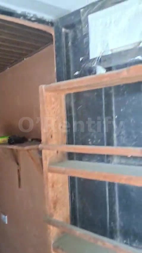 Portable shop in Abule Oja rent photo 2