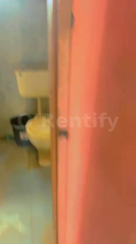 JUST OUT!!! Self-contain at Southgate t mins to school " Electricity -C Fenced ◦ Good environment photo 5