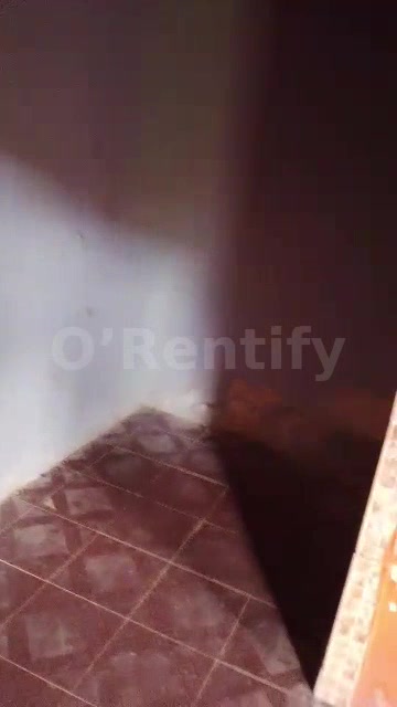 A room selfcontain is available at kelebe area rent 150k photo 3
