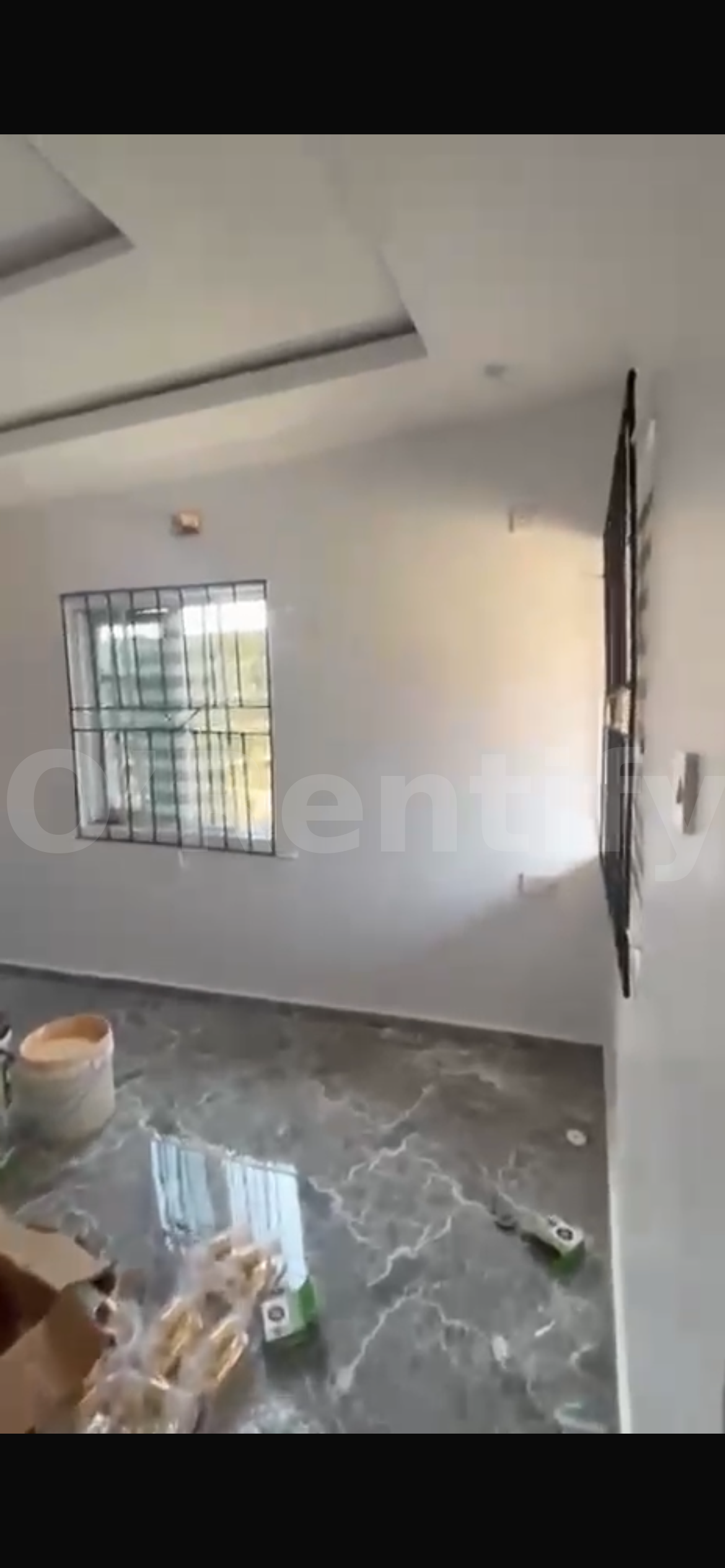 Room and parlor available at ALONG ROADBLOCK OFF IRE AKARI ESTATE photo 4