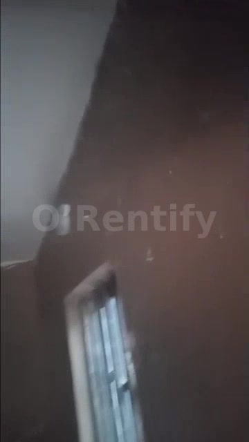 A room selfcon at URP osunlepo buss stop very close to uni osun school Area Osogbo full pop well  fence and gated water photo 3