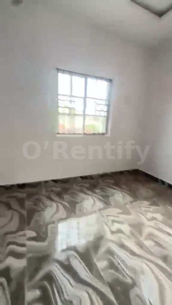 2 bedroom flat at garage ilesha photo 5