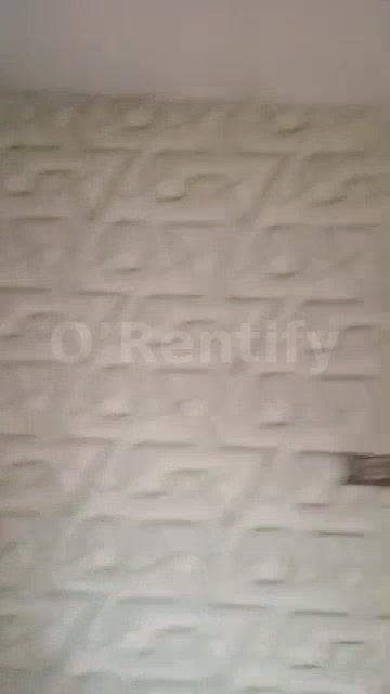 Sight a room is available at garage llesa rent 5k photo 5