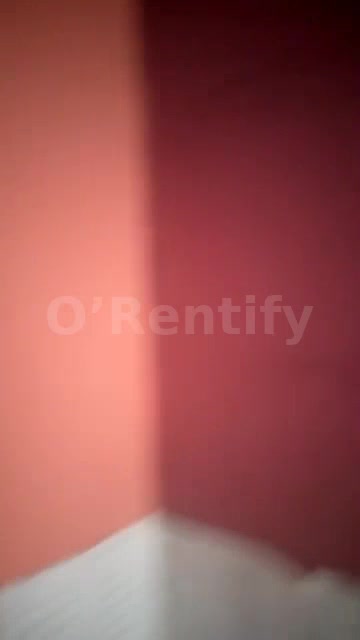 SPACIOUS Single room available at Southgate. 8-10 mins walk Neat WC Electricity Well water Good environment for student. photo 3