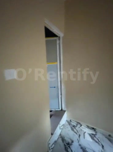 Executive, very decent, standard and nice spacious ROOMSELF CON downstairs with POP, screeded walls, lightnings, kitche photo 4